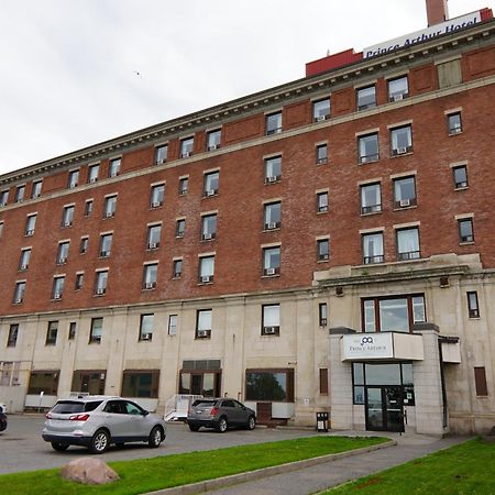 Prince Arthur Waterfront Hotel & Suites Θάντερ Μπέι Εξωτερικό φωτογραφία