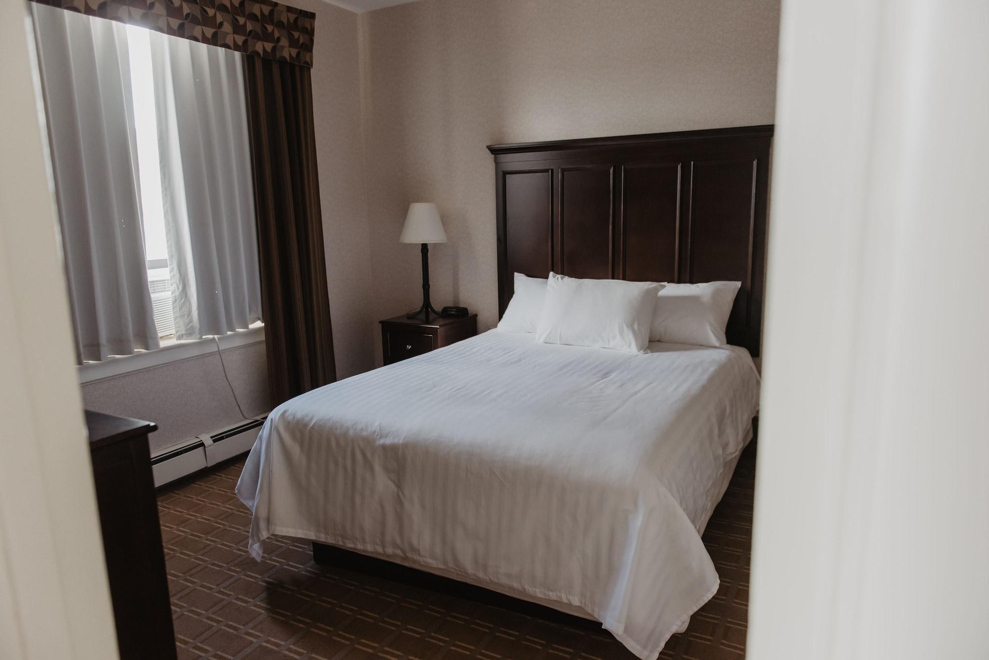 Prince Arthur Waterfront Hotel & Suites Θάντερ Μπέι Εξωτερικό φωτογραφία