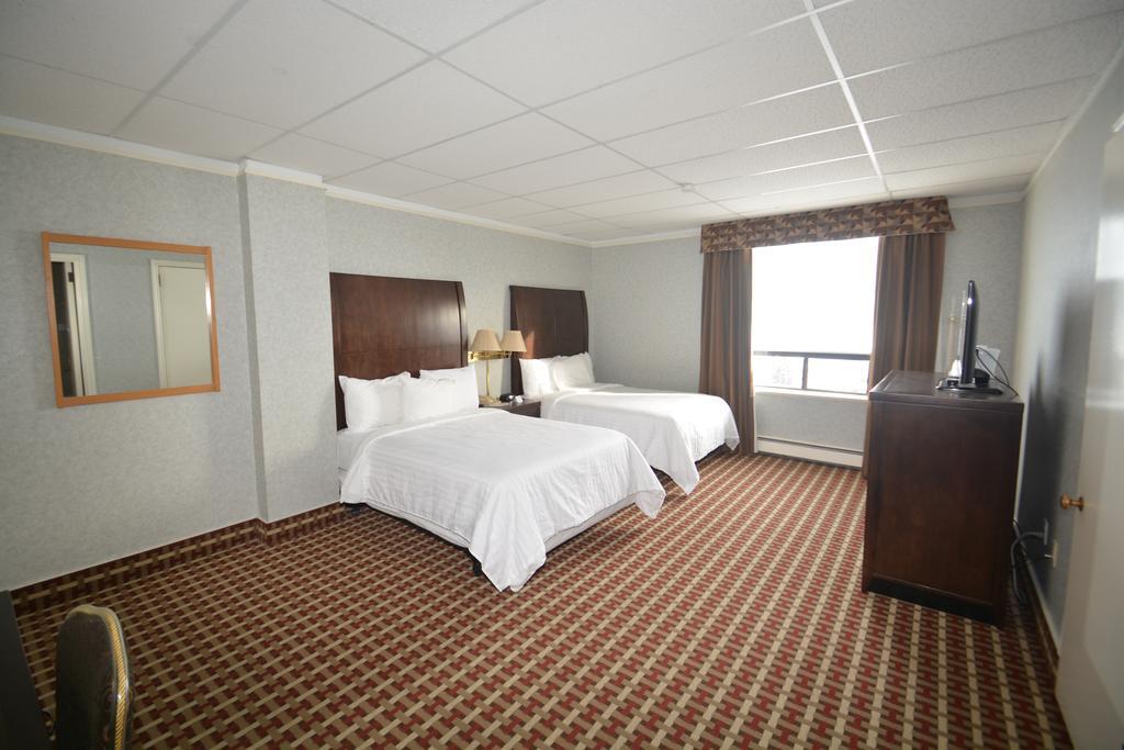 Prince Arthur Waterfront Hotel & Suites Θάντερ Μπέι Εξωτερικό φωτογραφία