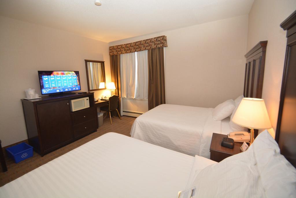Prince Arthur Waterfront Hotel & Suites Θάντερ Μπέι Εξωτερικό φωτογραφία