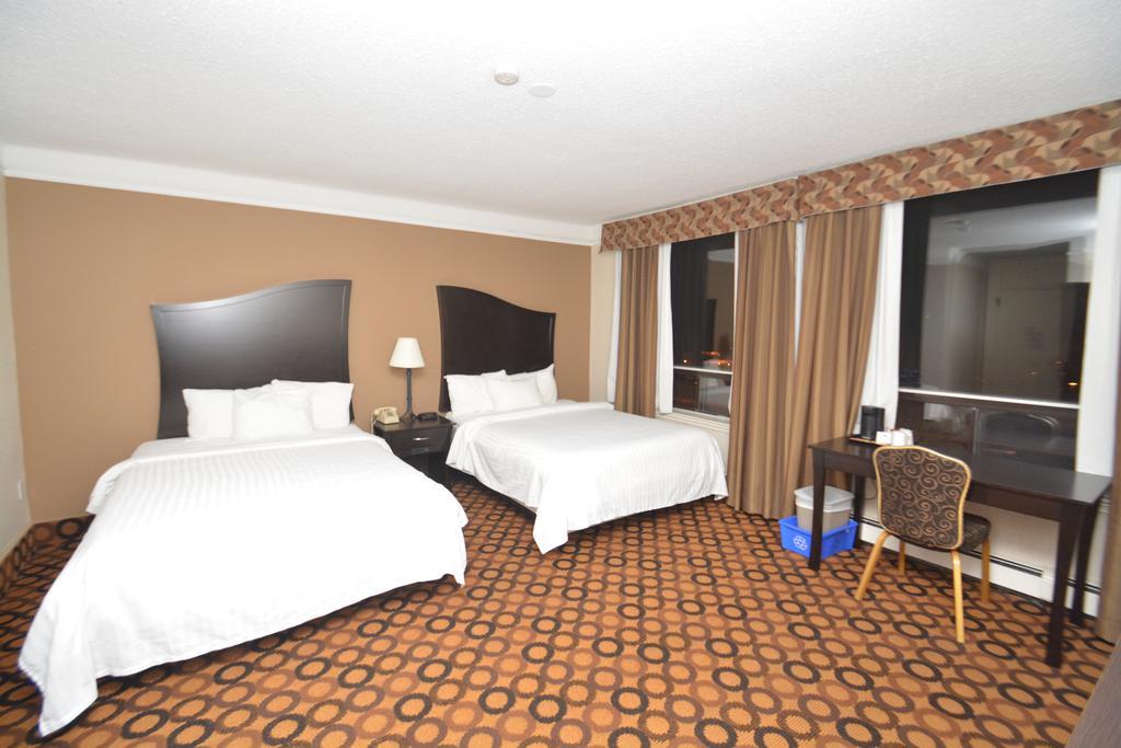 Prince Arthur Waterfront Hotel & Suites Θάντερ Μπέι Εξωτερικό φωτογραφία