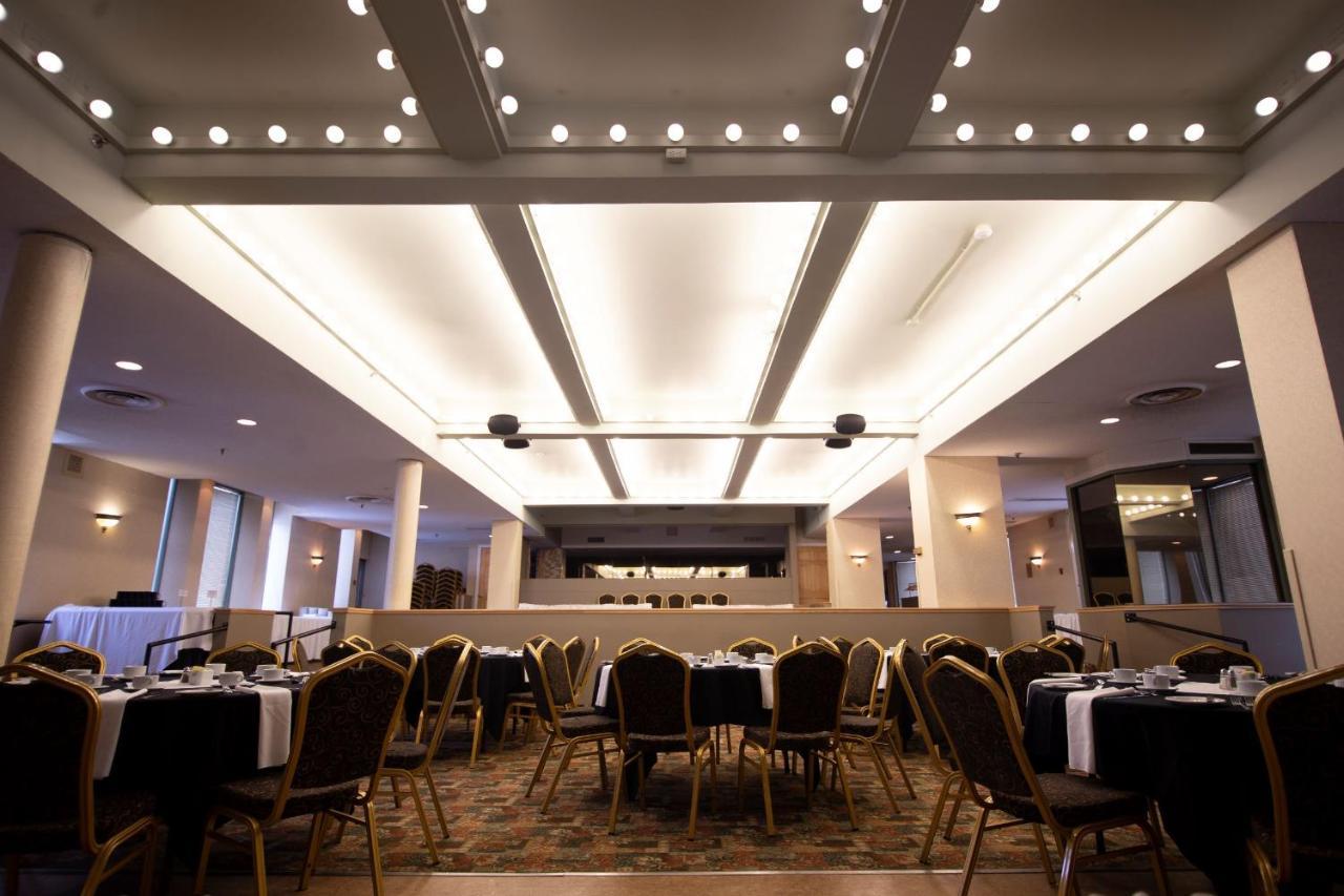 Prince Arthur Waterfront Hotel & Suites Θάντερ Μπέι Εξωτερικό φωτογραφία